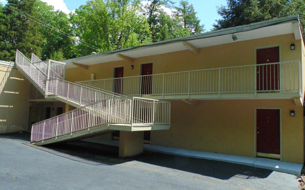Terrace Inn On The Water Gatlinburg Exterior photo